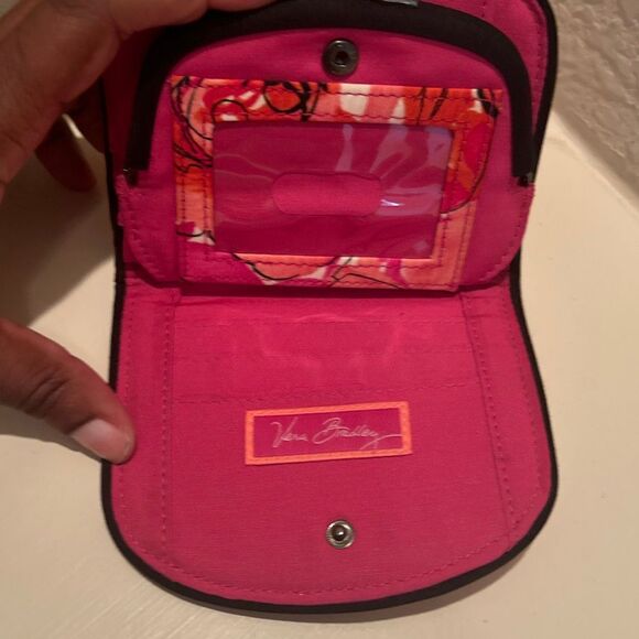 Vera Bradley Kisslock Compact Wallet Pink Fuchsia Rose Floral Print Quilted NEW - Picture 3 of 10
